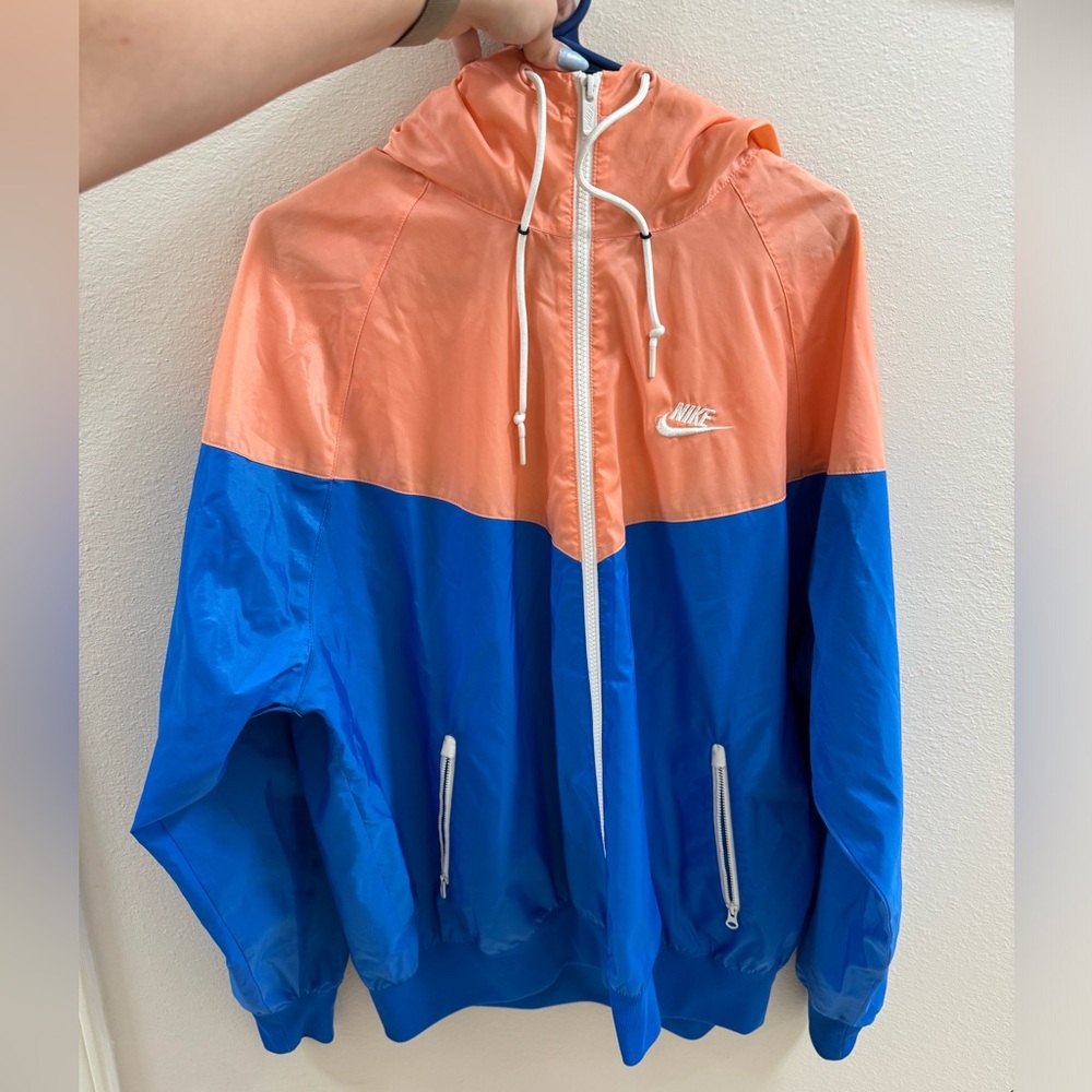 Nike WindBreaker size L